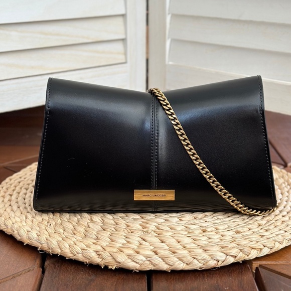 Marc Jacobs Mini Bag~Gold Chain Detail - Picture 4 of 6